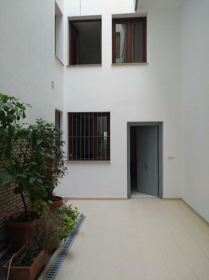 Rentalsevilla Espacioso Duplex En La Puerta Real Exterior foto